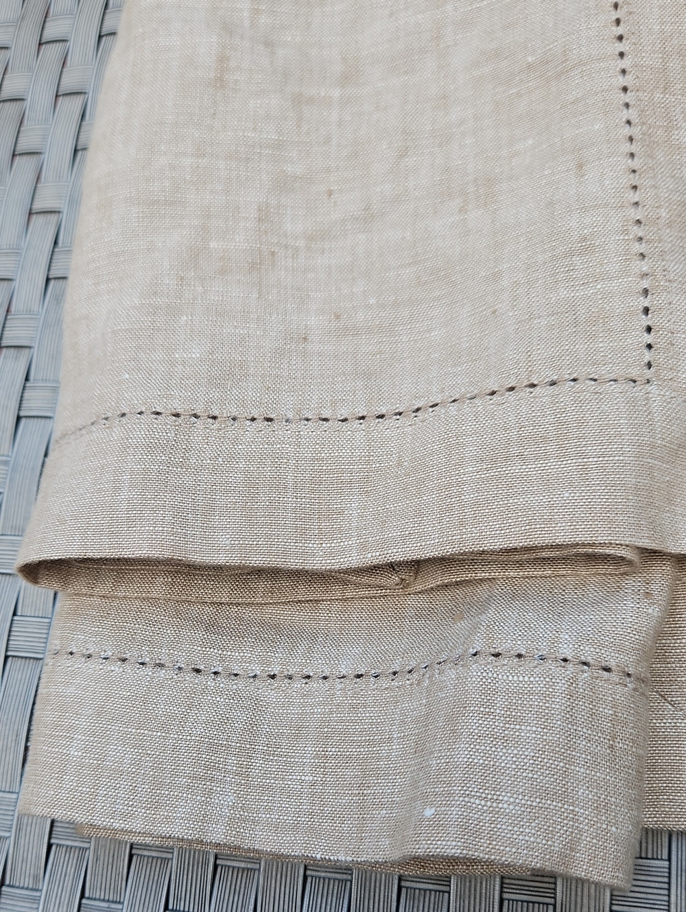 New  Noble Excellence Luxury  Set Of 6  Hemstitch Linen Dinner Napkins - Picture 6 of 17